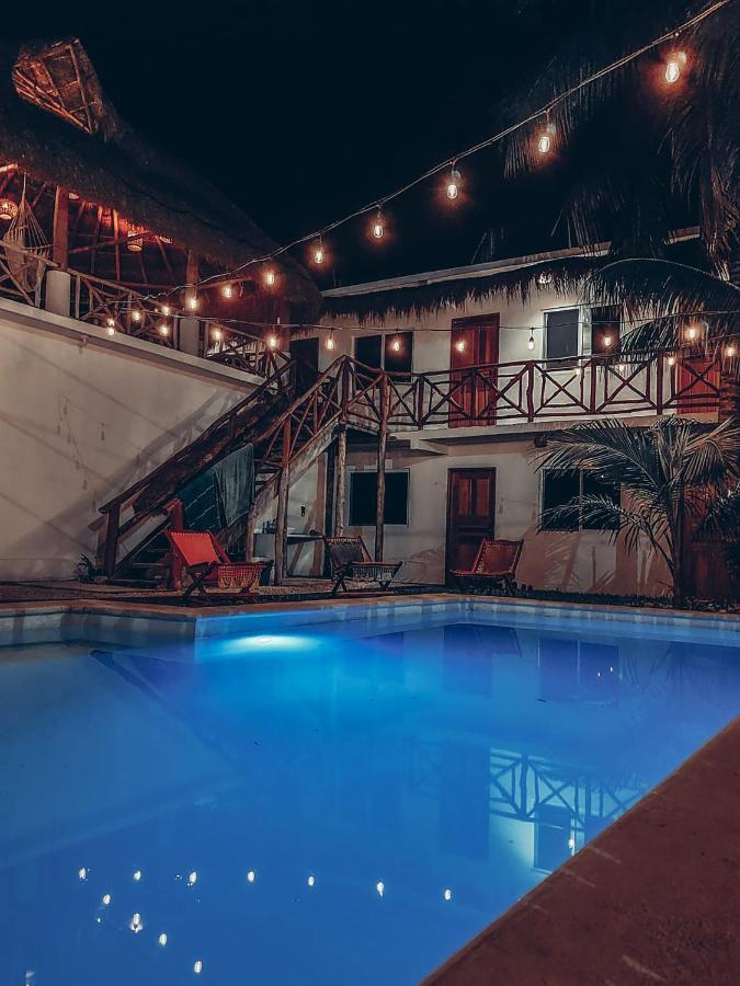Hotel Xa'An Bacalar Exterior photo